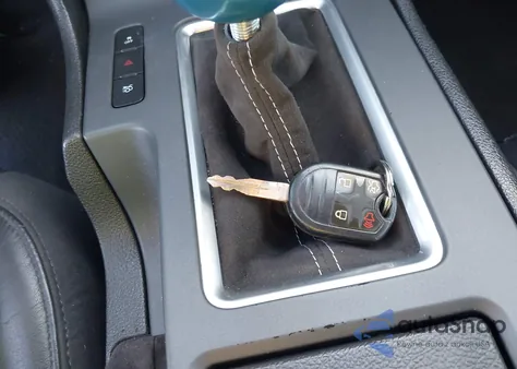 2011 Ford Mustang z USA, uszkodzony, nr VIN 1ZVBP8JS4B5150988